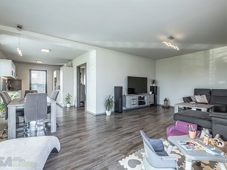 Prodej rodinného domu 164 m², pozemek 986 m² - foto 7