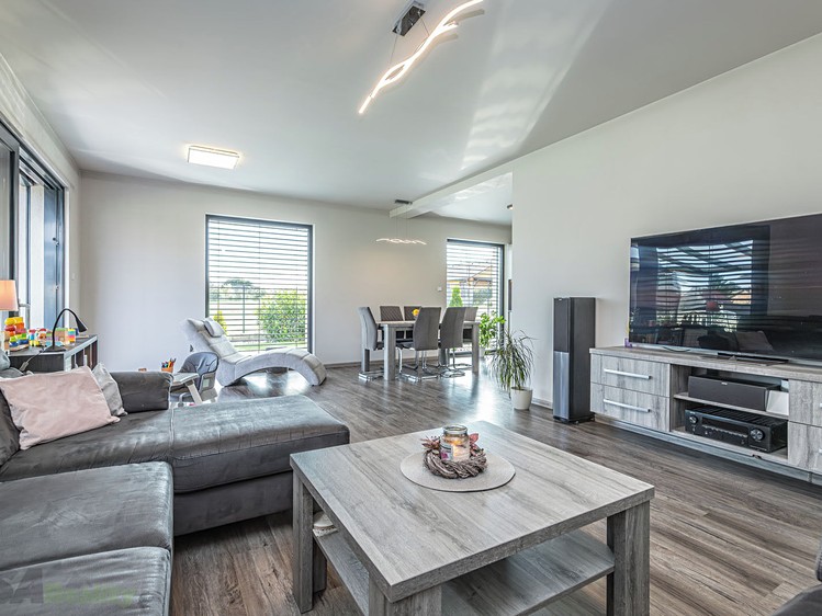 Prodej rodinného domu 164 m², pozemek 986 m² - foto 6