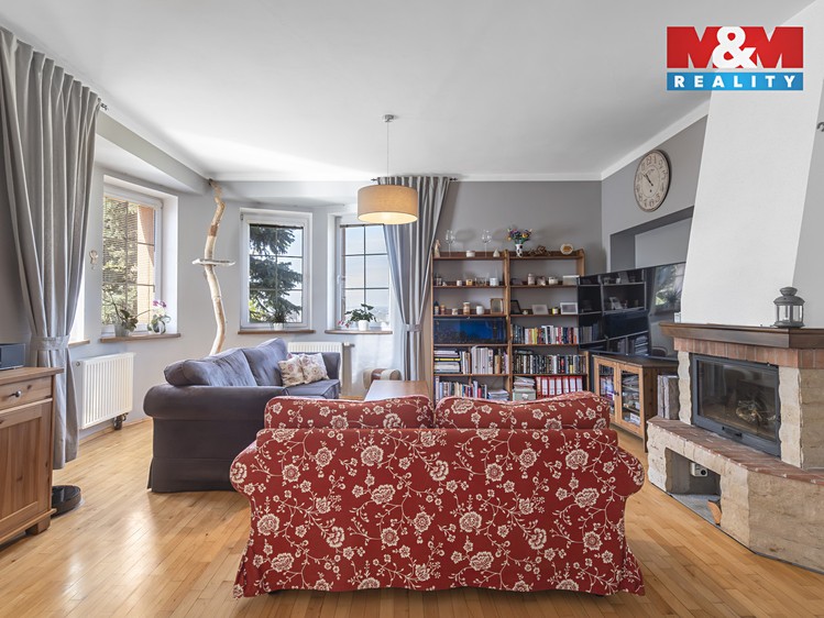 Prodej rodinného domu 310 m², pozemek 860 m² - foto 3