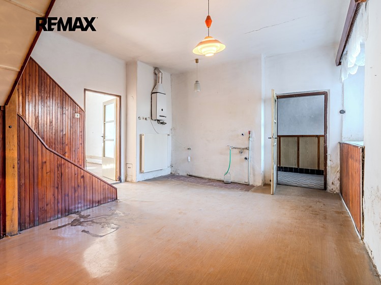 Prodej rodinného domu 161 m², pozemek 563 m² - foto 7