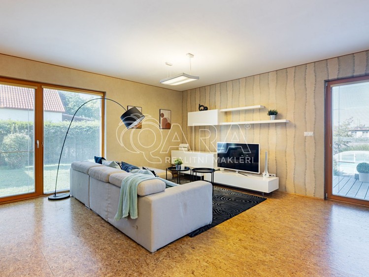 Prodej rodinného domu 134 m², pozemek 860 m² - foto 5