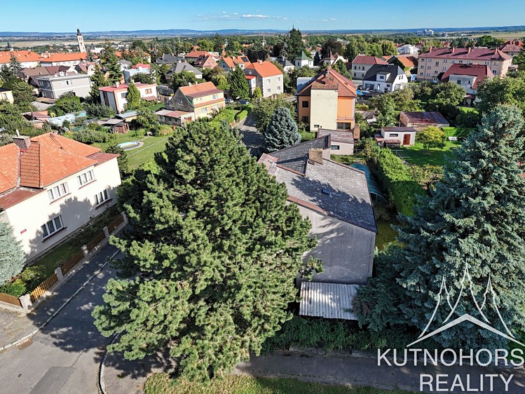 Prodej rodinného domu 214 m², pozemek 924 m² - foto 5