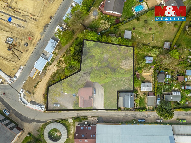 Prodej rodinného domu 200 m², pozemek 2 098 m² - foto 3
