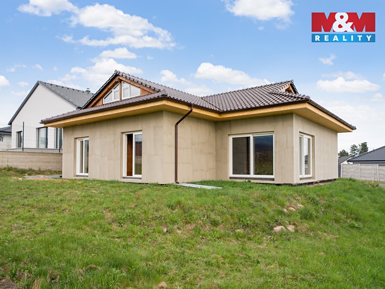 Prodej  rodinného domu 235 m², pozemek 932 m² - foto 4