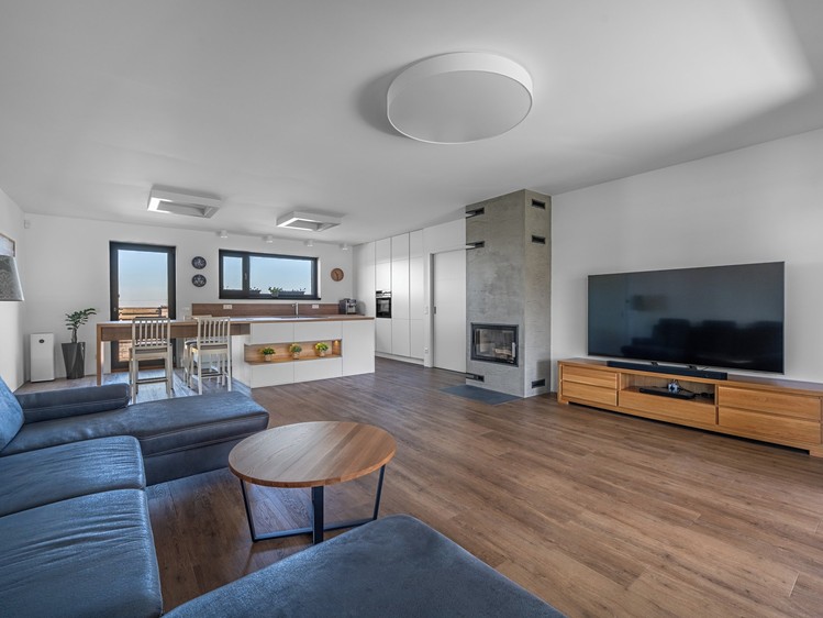 Prodej rodinného domu 143 m², pozemek 818 m² - foto 4