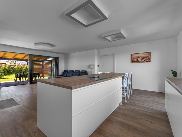 Prodej rodinného domu 143 m², pozemek 818 m² - foto 5