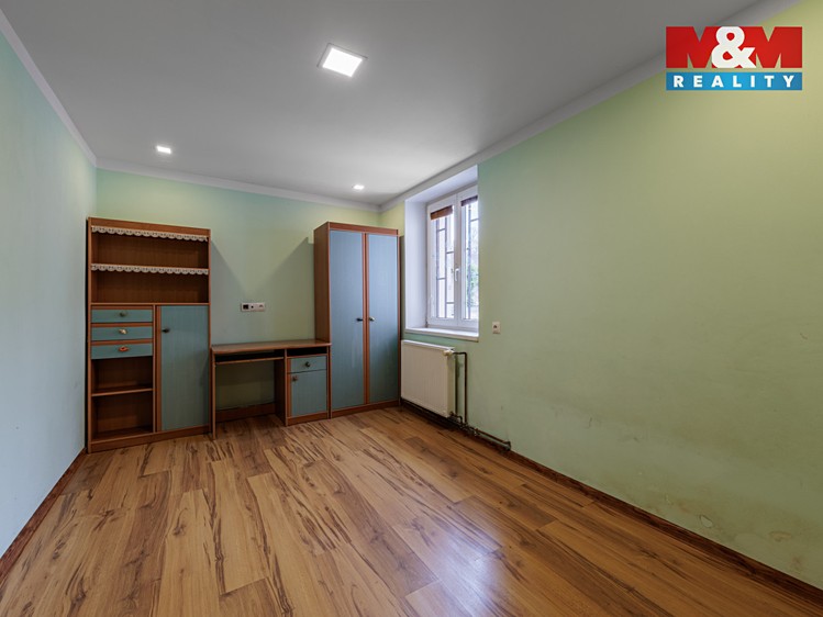 Prodej rodinného domu 166 m², pozemek 1 047 m² - foto 8