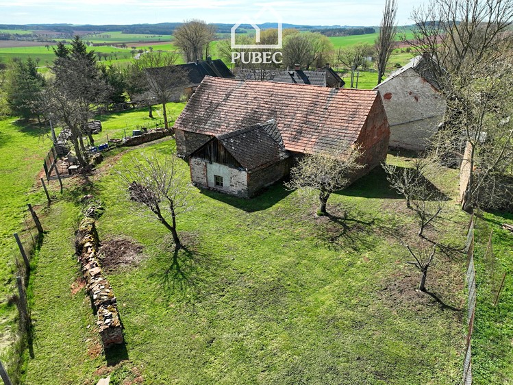 Prodej zemědělské usedlosti 208 m², pozemek 2 267 m² - foto 2