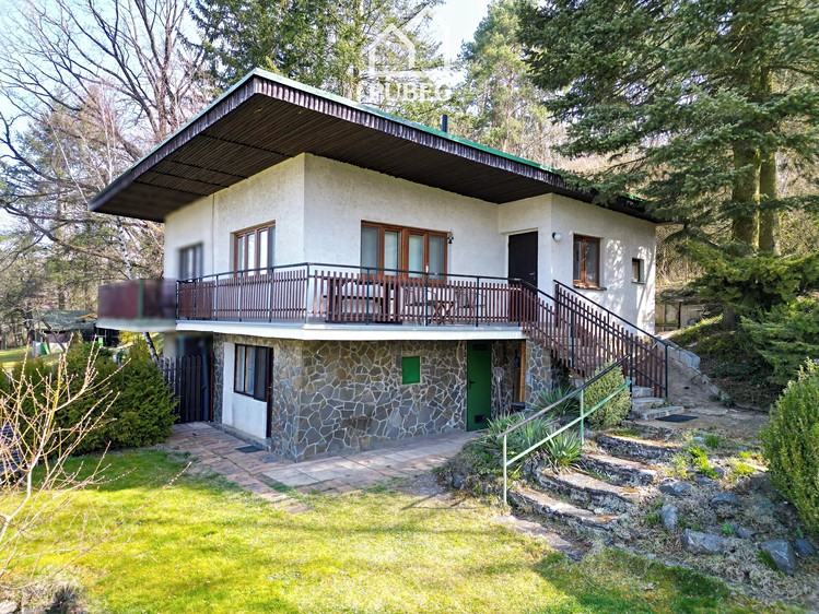 Prodej chaty 64 m², pozemek 1 180 m² - foto 1