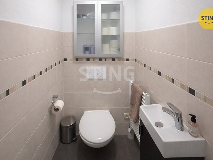 Prodej rodinného domu 240 m², pozemek 522 m² - foto 8