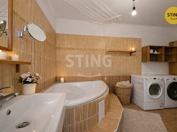 Prodej rodinného domu 156 m², pozemek 226 m² - foto 5