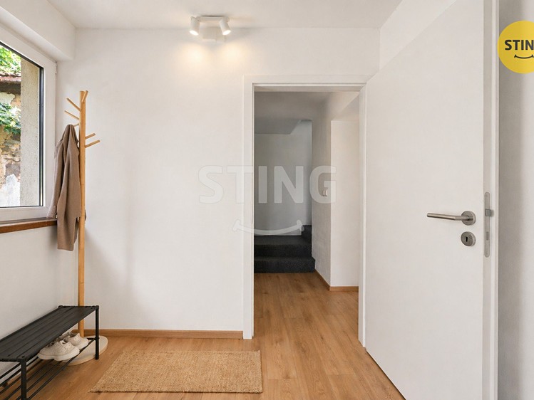 Prodej rodinného domu 119 m², pozemek 1 210 m² - foto 8
