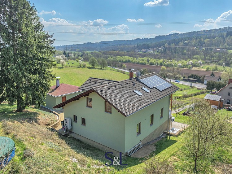 Prodej rodinného domu 363 m², pozemek 3 239 m² - foto 8