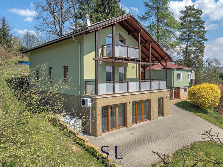 Prodej rodinného domu 363 m², pozemek 3 239 m² - foto 6