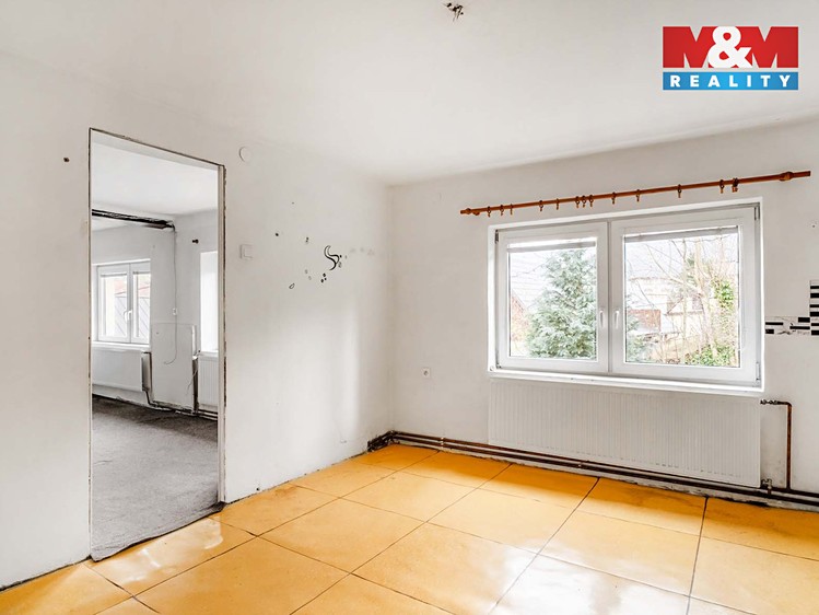Prodej rodinného domu 200 m², pozemek 299 m² - foto 3