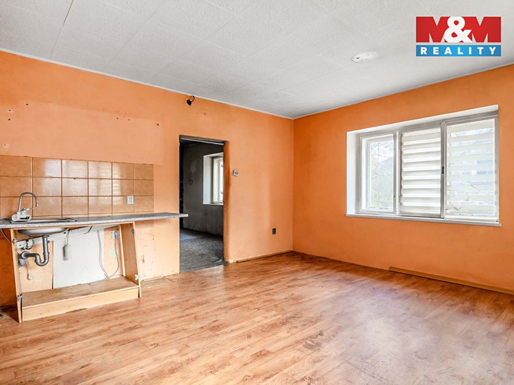 Prodej rodinného domu 200 m², pozemek 299 m² - foto 6
