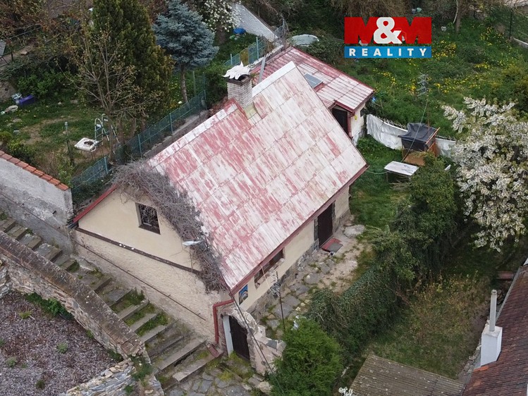 Prodej rodinného domu 40 m², pozemek 111 m² - foto 1