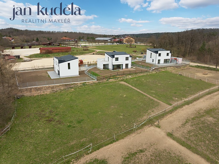 Prodej rodinného domu 87 m², pozemek 526 m² - foto 3