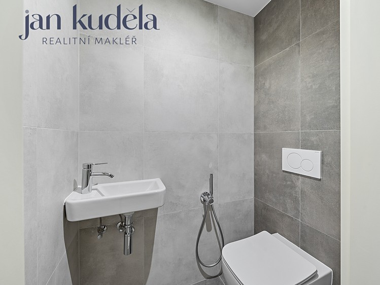 Prodej rodinného domu 87 m², pozemek 526 m² - foto 8