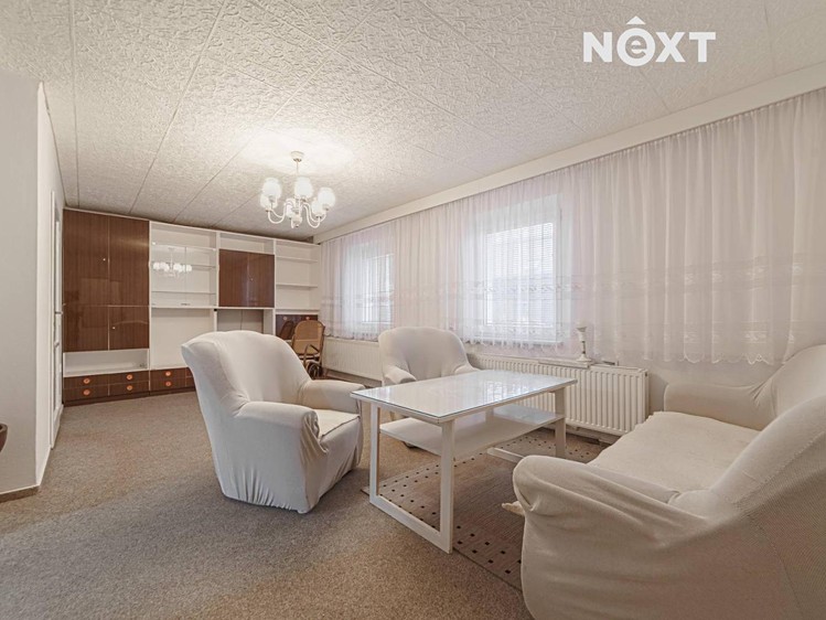 Prodej rodinného domu 130 m², pozemek 670 m² - foto 2