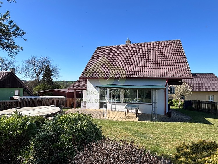 Prodej rodinného domu 72 m², pozemek 505 m² - foto 2