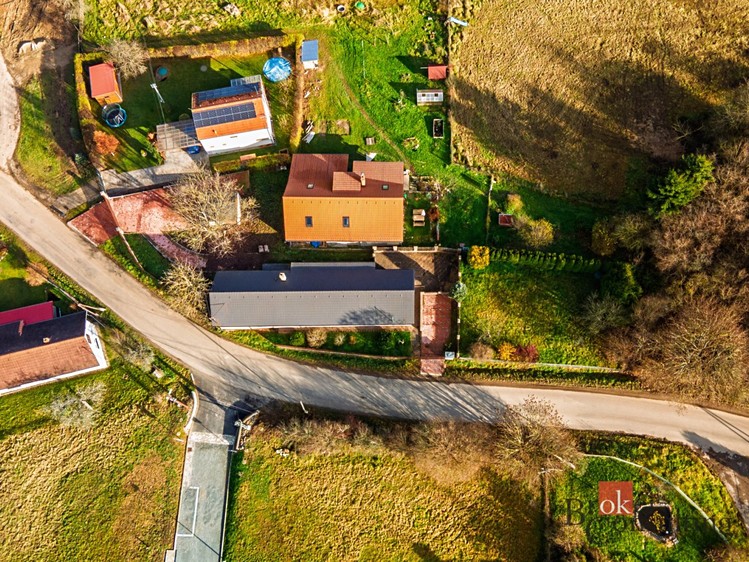 Prodej rodinného domu 144 m², pozemek 699 m² - foto 7