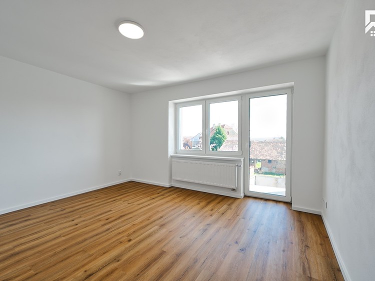 Prodej rodinného domu 170 m², pozemek 202 m² - foto 6