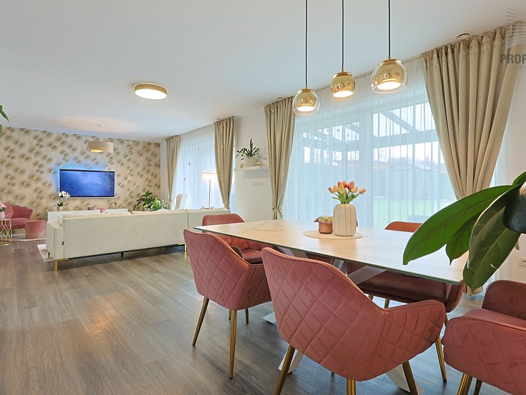 Prodej rodinného domu 119 m², pozemek 318 m² - foto 8