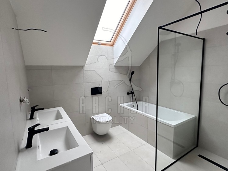 Prodej  rodinného domu 126 m², pozemek 1 123 m² - foto 6