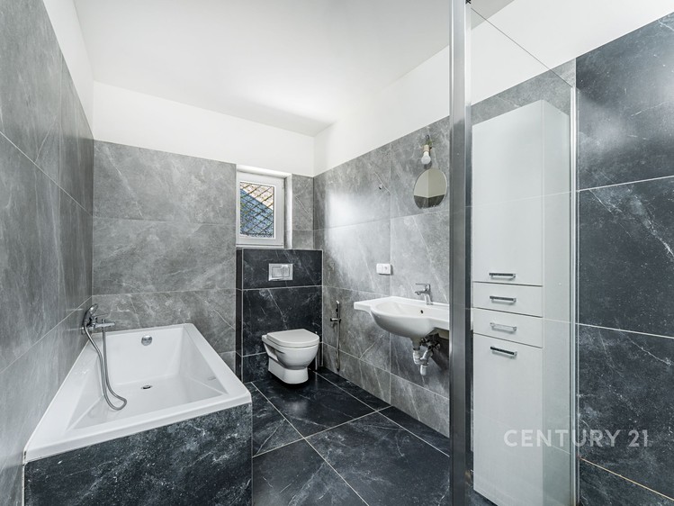 Prodej rodinného domu 162 m², pozemek 522 m² - foto 7