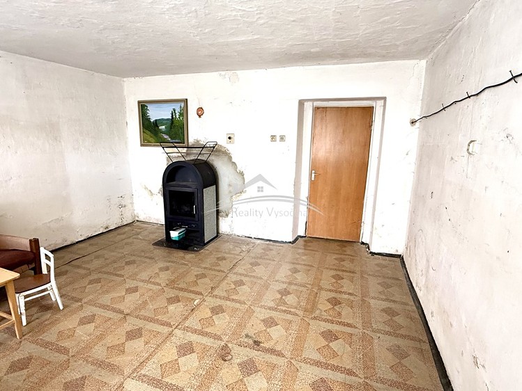 Prodej rodinného domu 65 m², pozemek 303 m² - foto 2