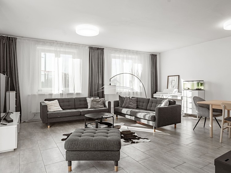 Prodej rodinného domu 480 m², pozemek 1 454 m² - foto 5