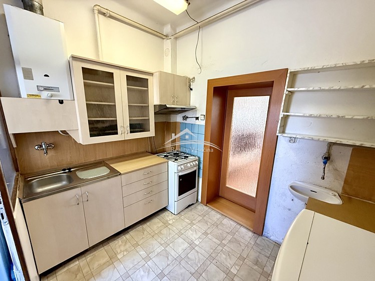 Prodej rodinného domu 90 m², pozemek 238 m² - foto 2