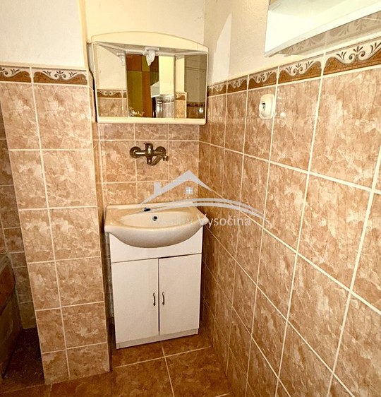 Prodej rodinného domu 200 m², pozemek 206 m² - foto 5