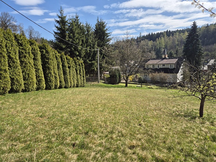 Prodej rodinného domu 200 m², pozemek 1 312 m² - foto 3