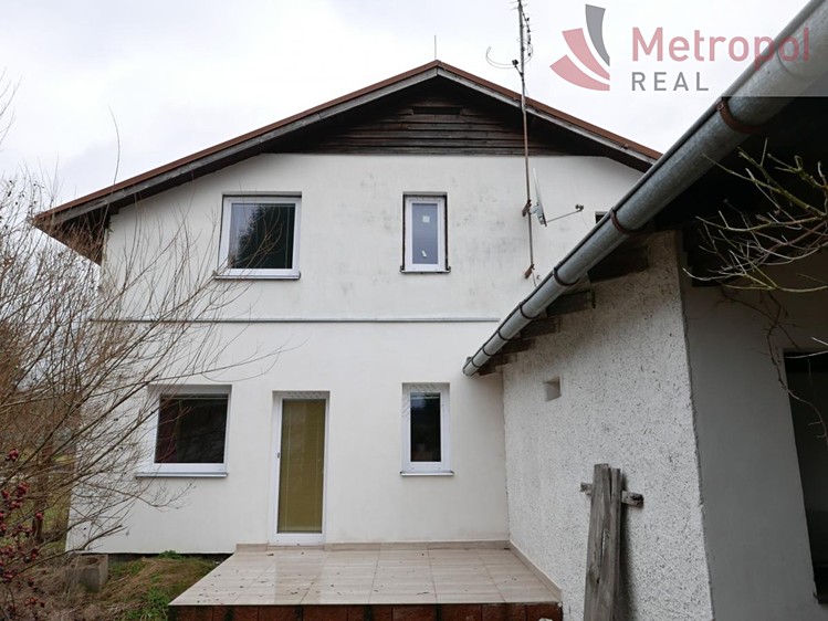 Prodej rodinného domu 230 m², pozemek 1 594 m² - foto 8