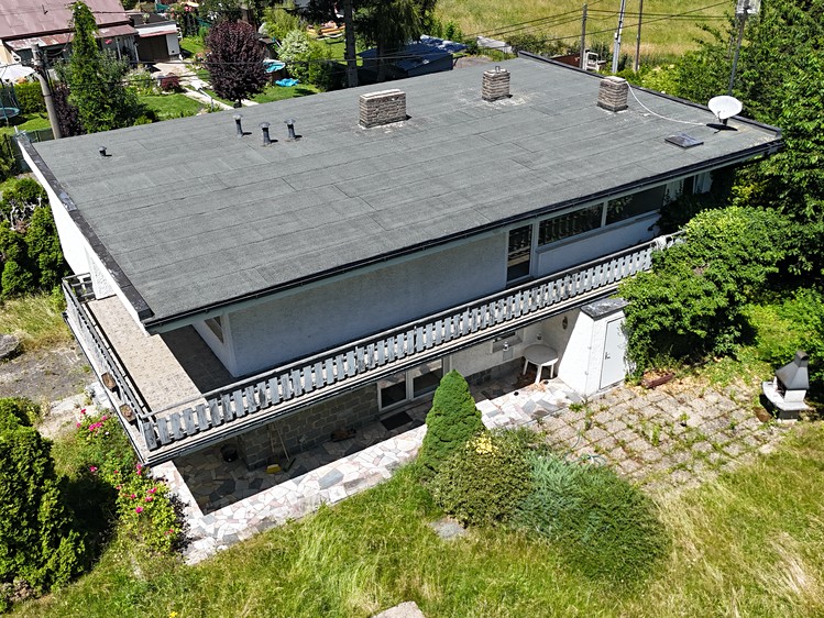Prodej rodinného domu 185 m², pozemek 1 742 m² - foto 3