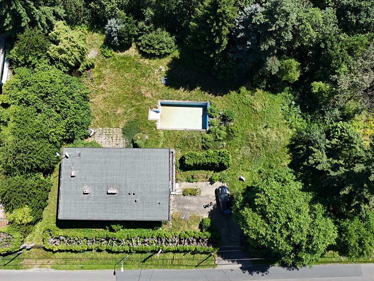 Prodej rodinného domu 185 m², pozemek 1 742 m² - foto 7