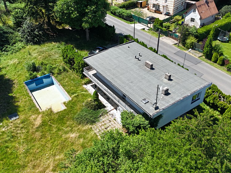 Prodej rodinného domu 185 m², pozemek 1 742 m² - foto 6