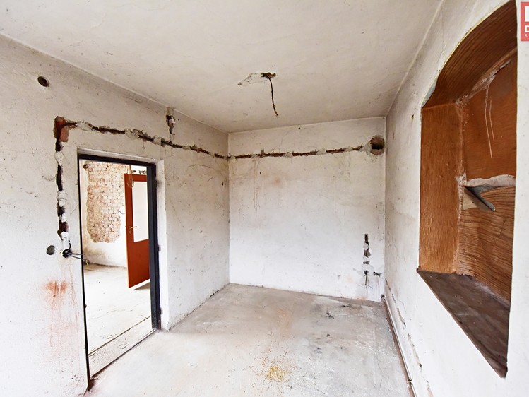 Prodej rodinného domu 100 m², pozemek 852 m² - foto 8