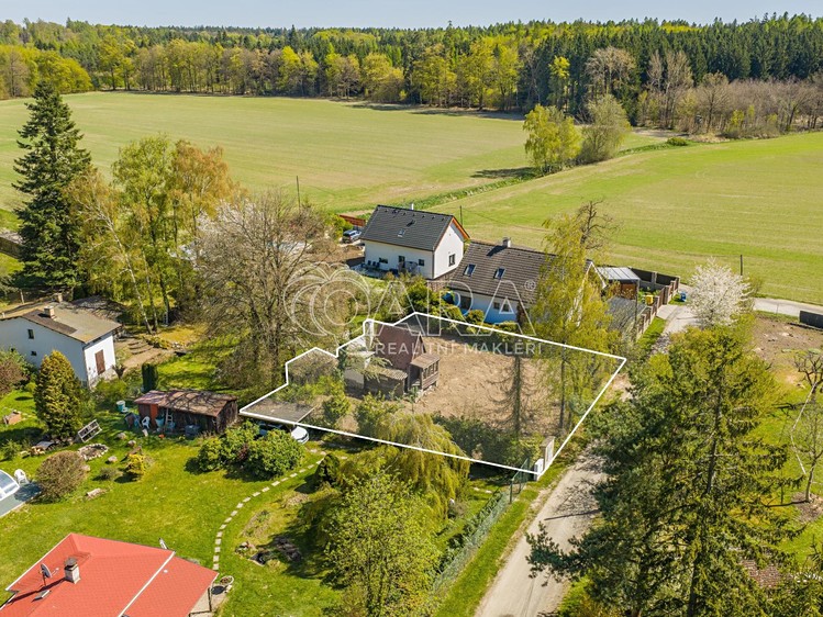 Prodej chaty 30 m², pozemek 602 m² - foto 1