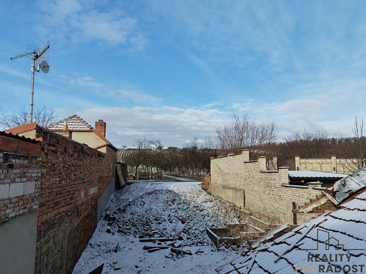 Prodej rodinného domu 80 m², pozemek 308 m² - foto 2