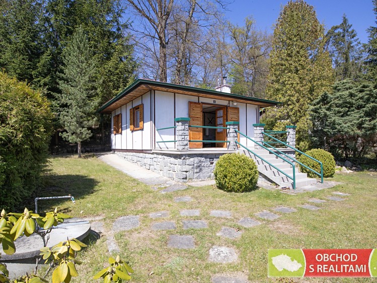 Prodej chaty 35 m², pozemek 500 m² - foto 1