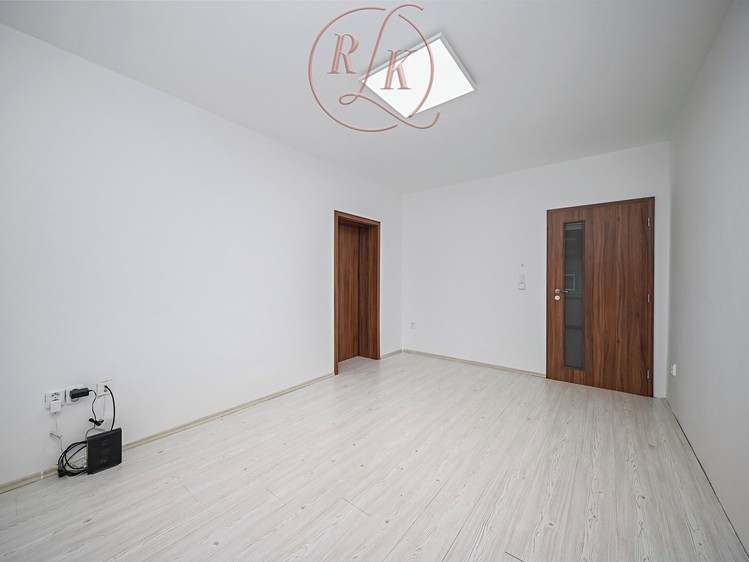 Prodej rodinného domu 150 m², pozemek 164 m² - foto 6
