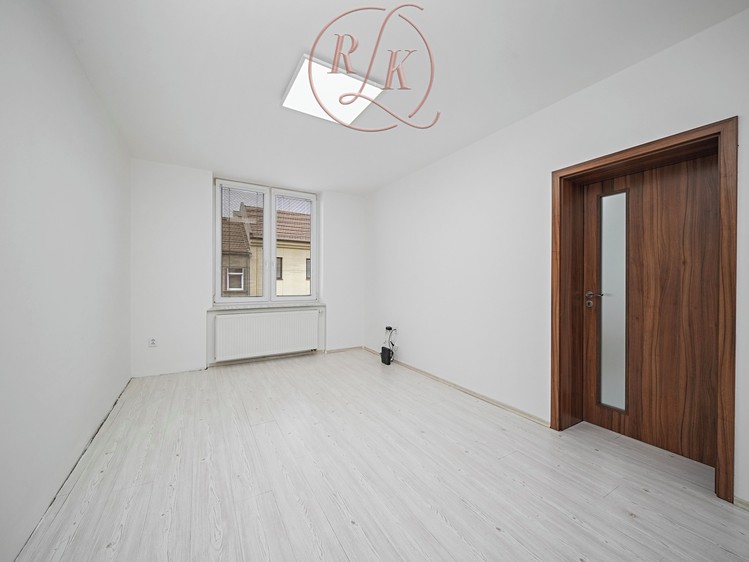 Prodej rodinného domu 150 m², pozemek 164 m² - foto 8