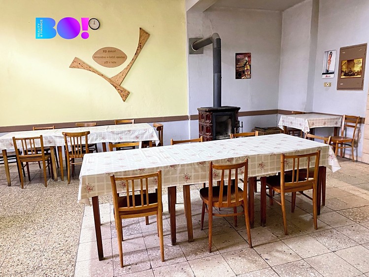 Prodej rodinného domu 280 m², pozemek 301 m² - foto 5