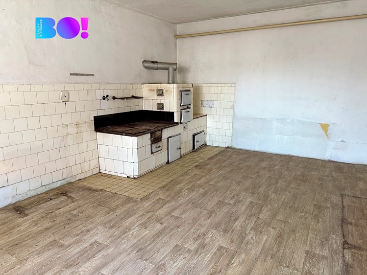 Prodej rodinného domu 200 m², pozemek 597 m² - foto 2