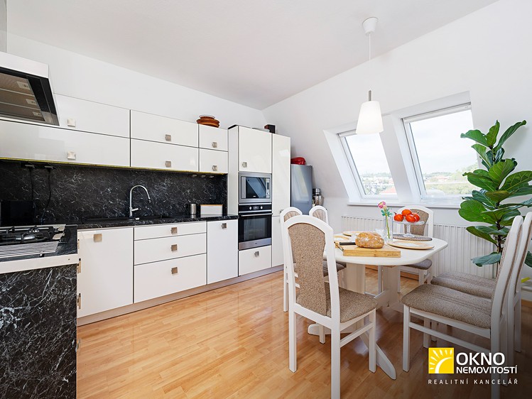 Prodej rodinného domu 90 m², pozemek 382 m² - foto 3