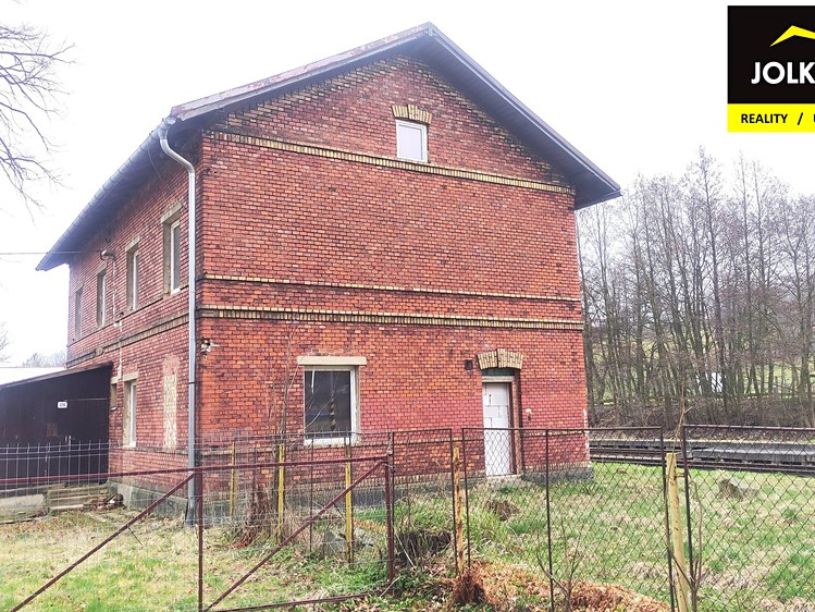 Prodej vícegeneračního domu 190 m², pozemek 128 m² - foto 2
