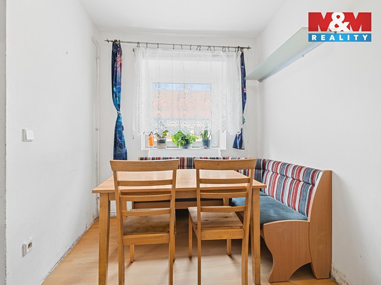 Prodej rodinného domu 102 m², pozemek 521 m² - foto 4
